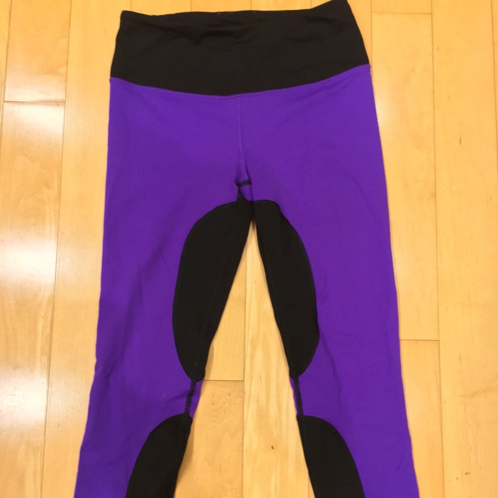 NWOT XS Victoria Sport Crop